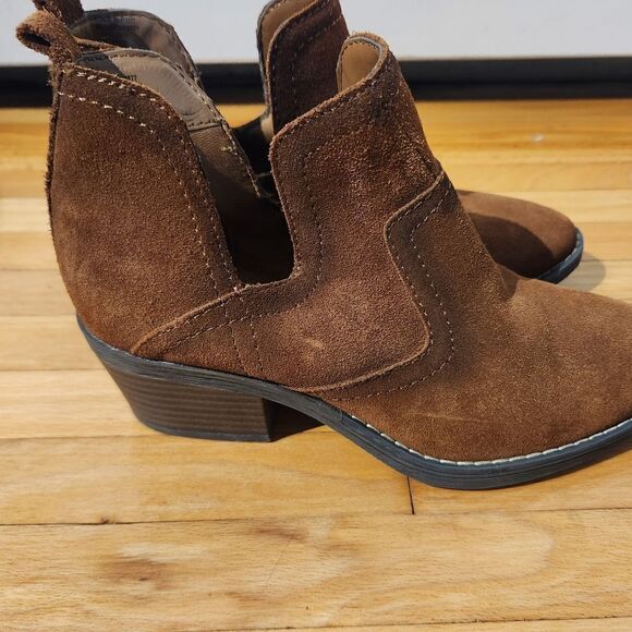 Sonoma Womens Ankle Boots Small Heel Suede Leather Brown size 6M - Picture 4 of 9